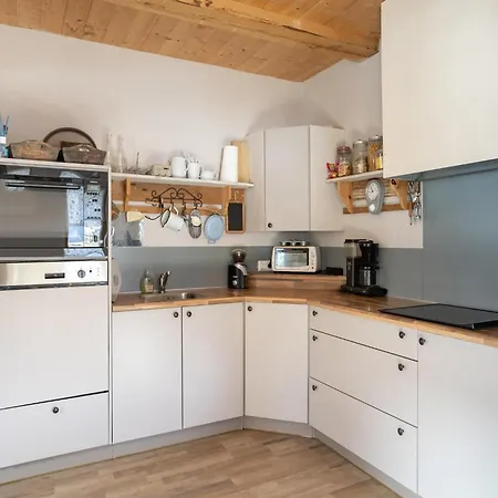 Alpesi faház In Near Slopes Rangersdorf